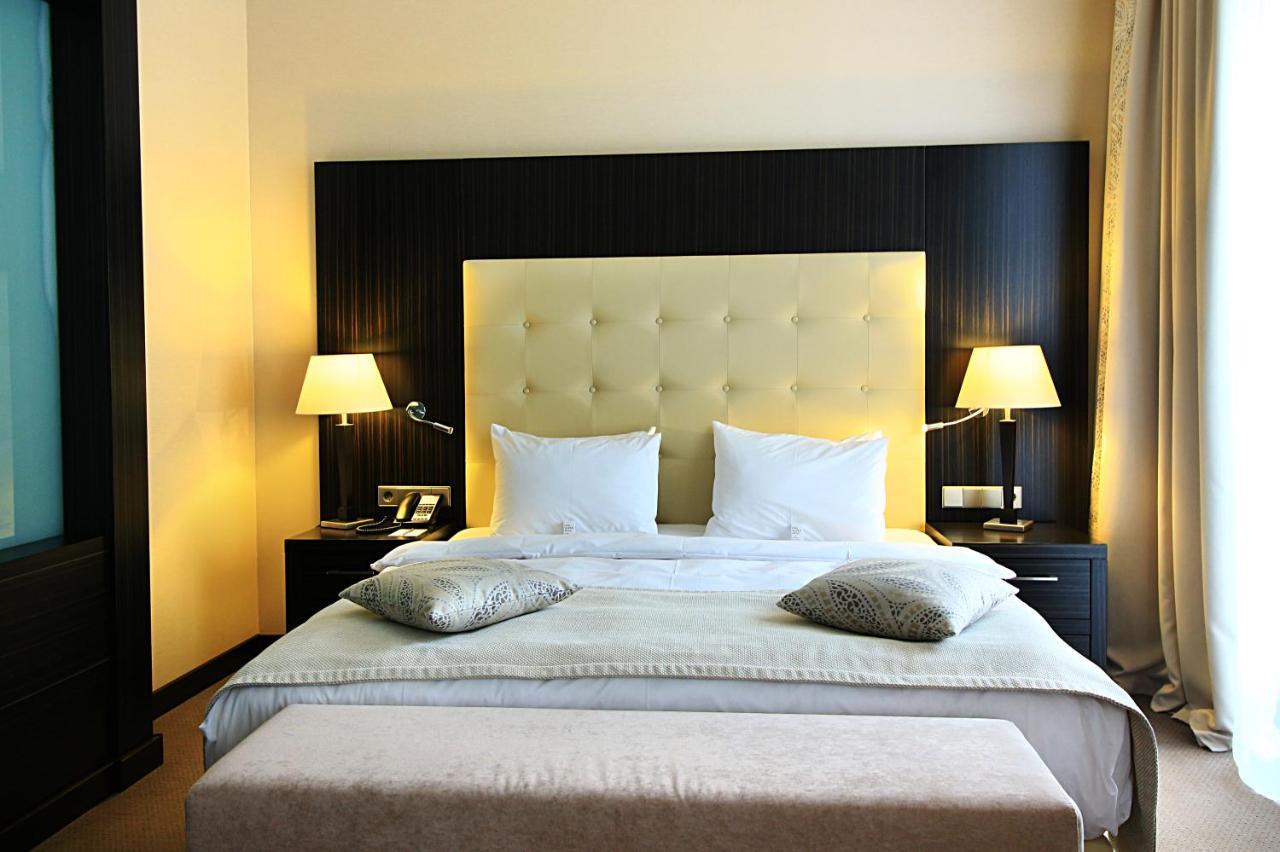 Crowne Plaza - Borjomi By Ihg Hotell Rum bild A bedroom