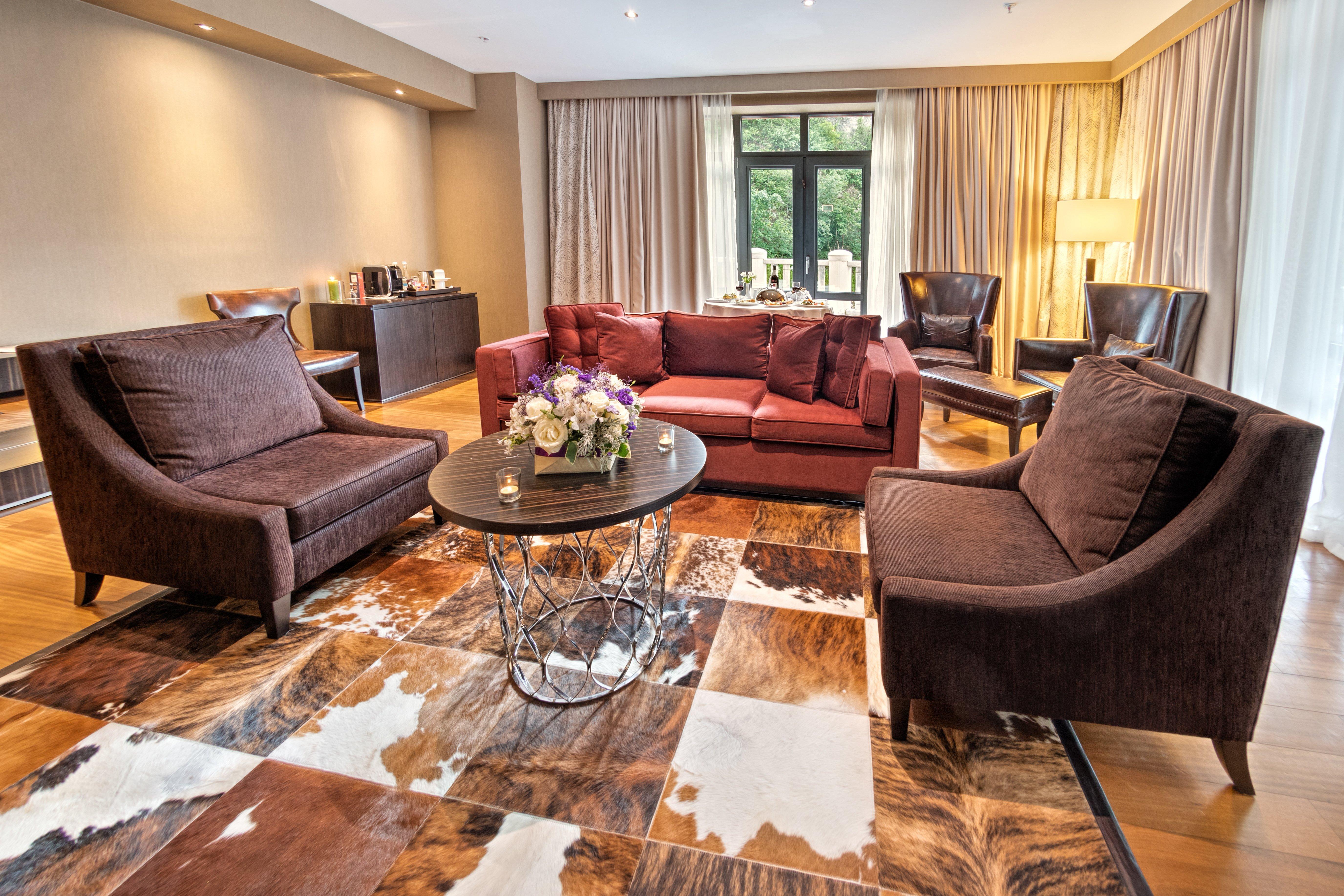 Crowne Plaza - Borjomi By Ihg Hotell Exteriör bild