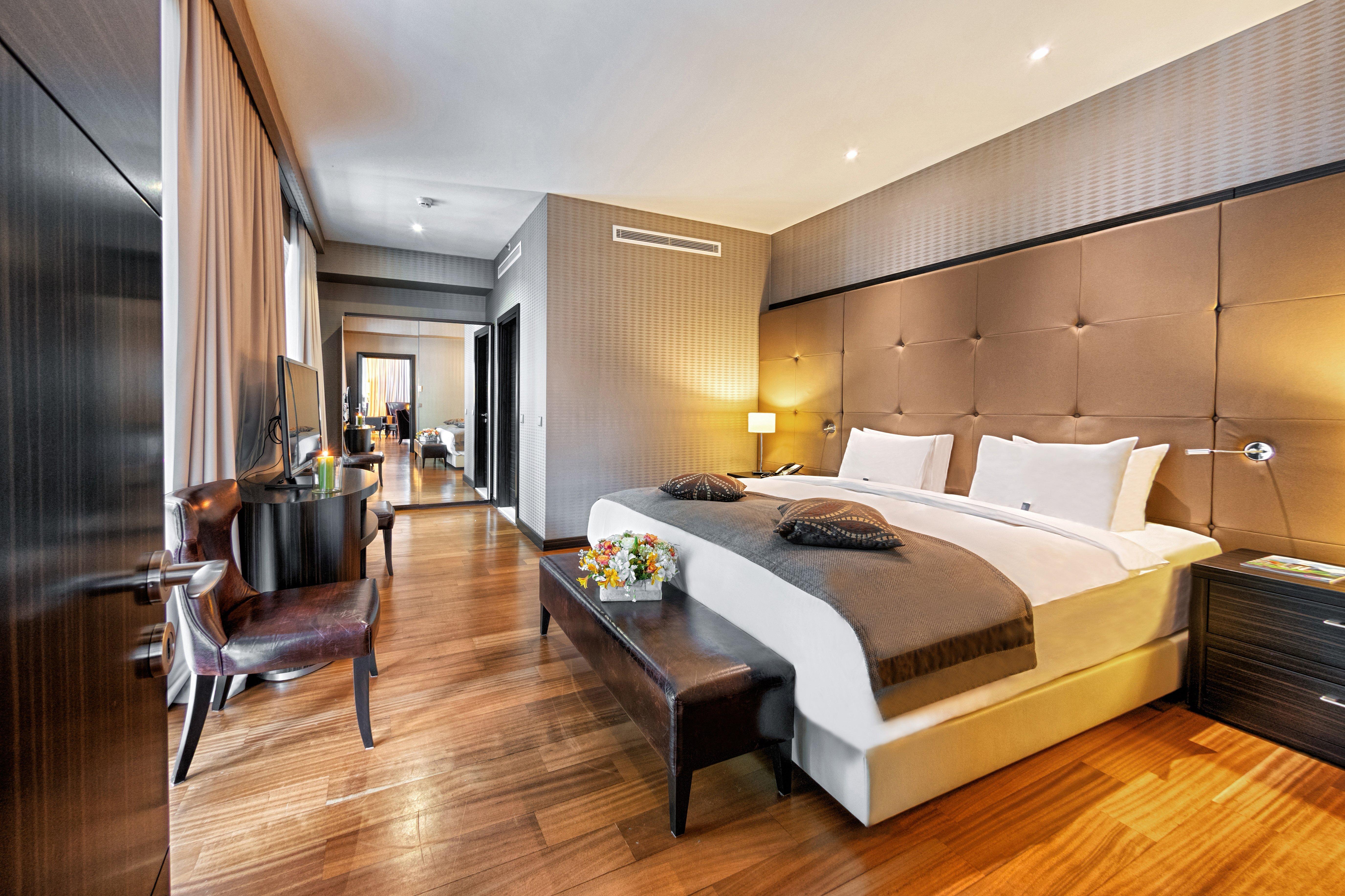Crowne Plaza - Borjomi By Ihg Hotell Exteriör bild A suite at the hotel