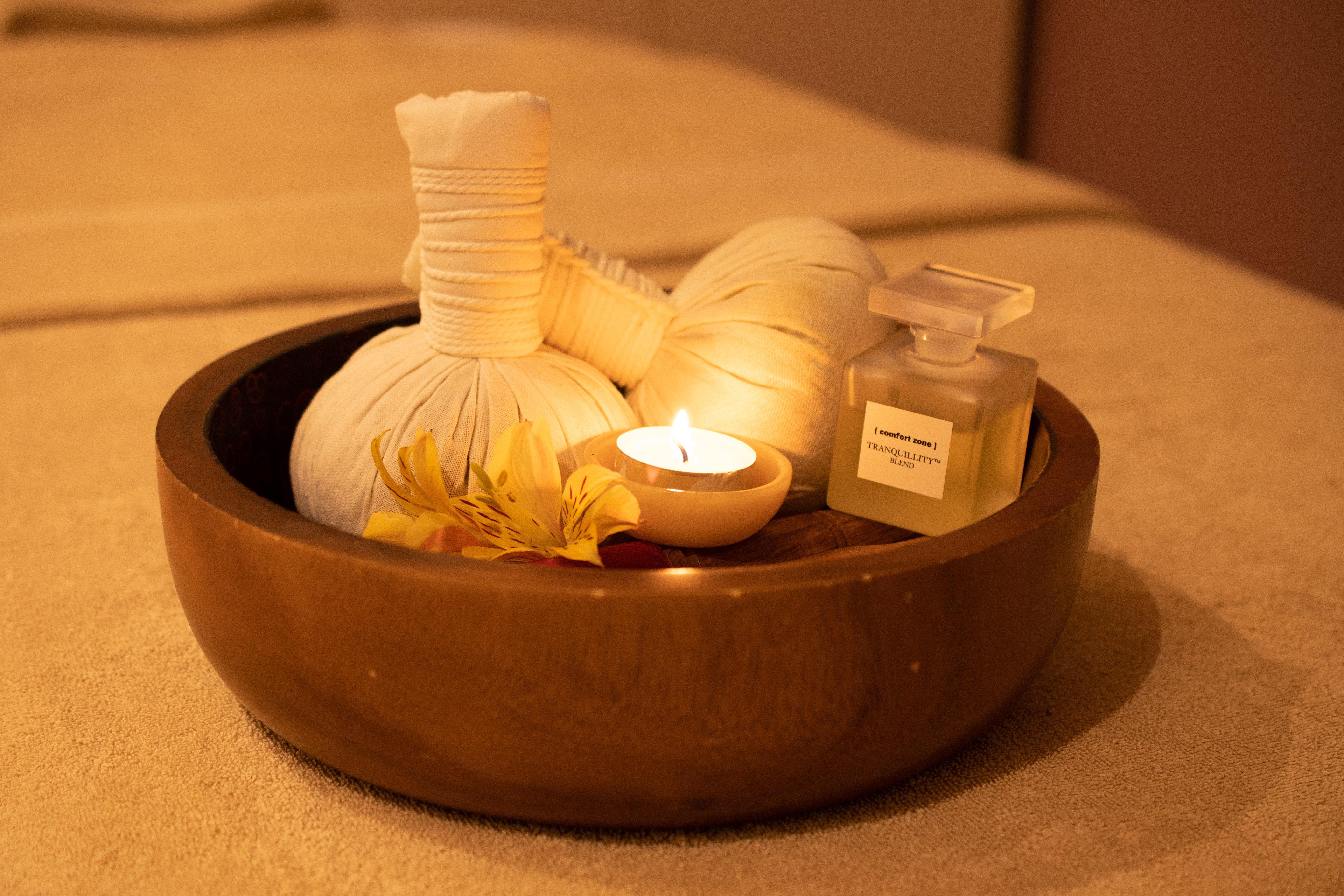 Crowne Plaza - Borjomi By Ihg Hotell Exteriör bild Thai herbal compress